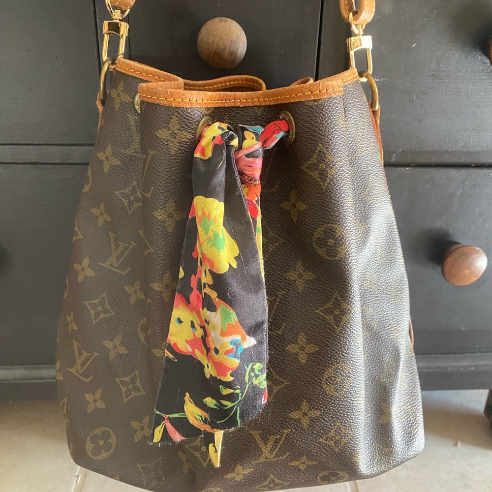 Louis Vuitton Monogram Petit Noe